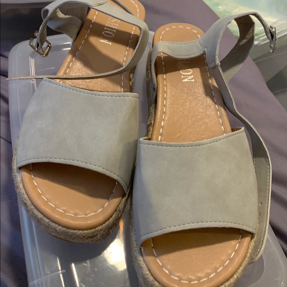 Grey wedge espadrilles
